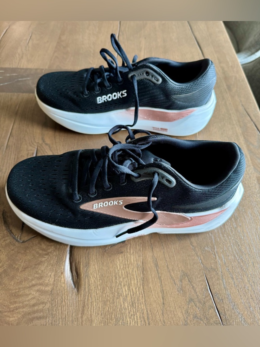 Brooks Ghost Max 3 Black/Black/Rose Gold Women's Running Shoes